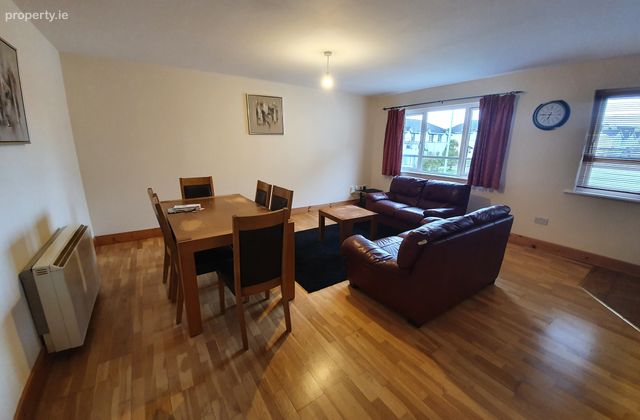 119 Fairway Heights, Tralee, Co. Kerry - Click to view photos