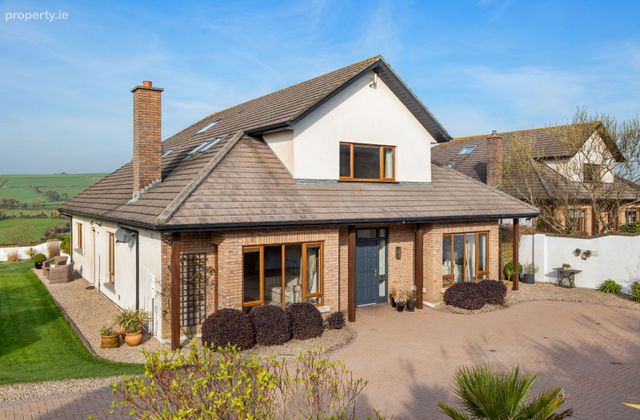 18 Avonvale Hall, Ballyguile Beg, Wicklow Town, Co. Wicklow - Click to view photos