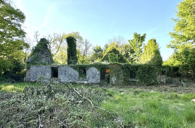 Corofin, Corofin, Co. Galway - Click to view photos