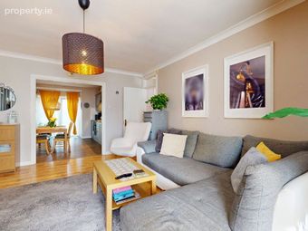 7 Thornberry Square, Clonee, Dublin 15 - Image 2