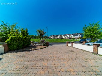 32 Brooklands, Dublin Road, Clane, Co. Kildare, Clane, Co. Kildare - Image 2