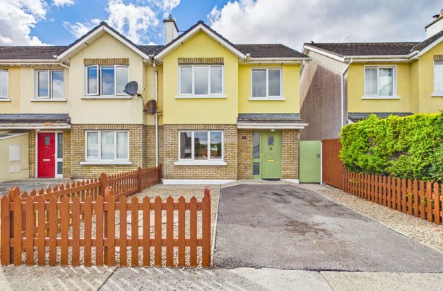 63 Marlstone Manor, Brittas Road, Thurles, Co. Tipperary, Thurles, Co. Tipperary - Click to view photos