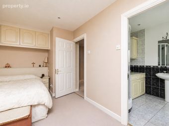 23 Rosslyn, Co. Wicklow, Bray, Co. Wicklow - Image 3