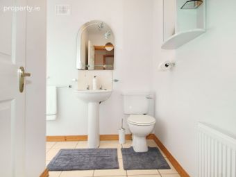 7 Garran Iseal, Doughiska, Co. Galway - Image 3