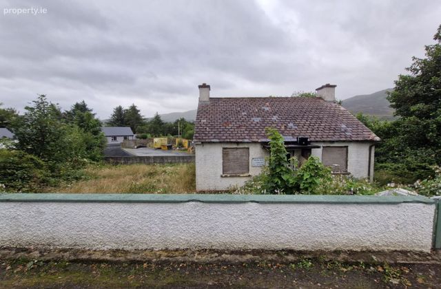 Binnion Road, Clonmany, Co. Donegal - Click to view photos
