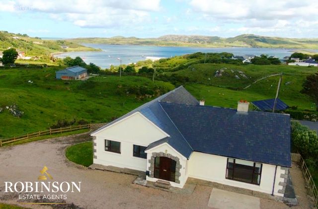 Golf View, Kinnalargy, Downings, Rosapenna, Co. Donegal - Click to view photos