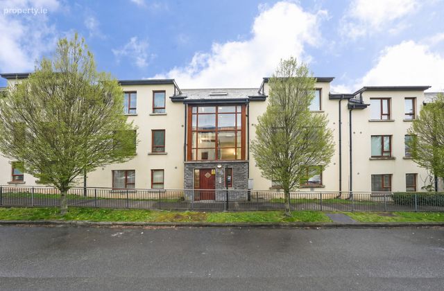 51 Slade Castle Avenue, Saggart, Co. Dublin, Saggart, Co. Dublin - Click to view photos
