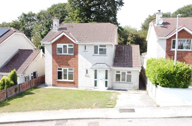 3 Woodside, Rushbrooke, Cobh, Co. Cork - Click to view photos