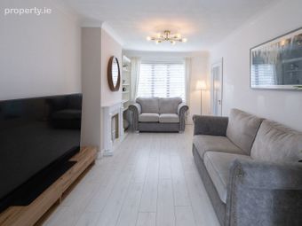 12 Woodford Parade, Dublin 22, Clondalkin, Dublin 22 - Image 3
