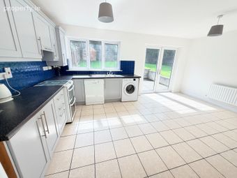 21 Pembroke Crescent, Pembroke Wood, Passage West, Co. Cork - Image 4