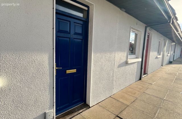 Apartment 71, C&eacute; Na Mara, B&oacute;thar Na Long, Galway City Centre, Co. Galway - Click to view photos