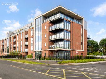Apartment 13, Beranger House, Roebuck Road, Dublin 14