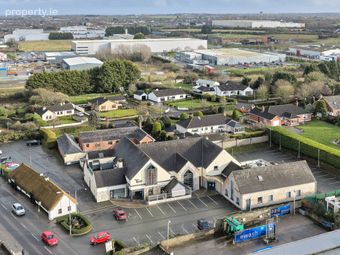 The Thatch, Bar & Kichen, Drogheda, Co. Louth