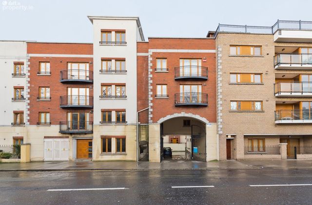 Apartment 21, Saint James's Court, Kilmainham, Dublin 8 - Click to view photos