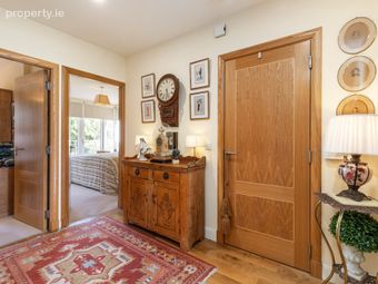 335 The Oaks, Trimbleston, Goatstown, Dublin 14, Goatstown, Dublin 14 - Image 2