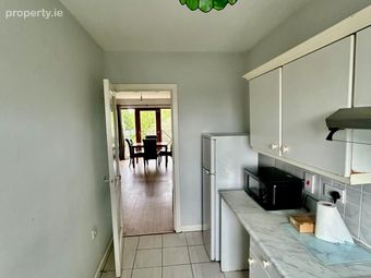 Apartment 66, Grand Canal View, Rialto, Dublin 8 - Image 4