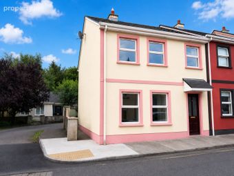 10 Castle Row, Ballina, Ballina, Co. Mayo