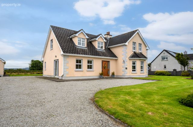 Falcon Rise, Lisduvogue, Knockmore, Brackwansha, Co. Mayo - Click to view photos
