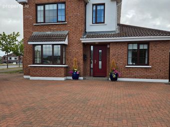 6 Galtee View, Farranlahassery, Cahir, Co. Tipperary