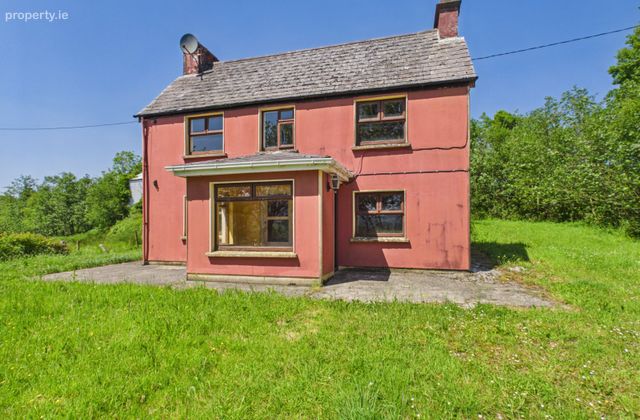 Slaght, Kilgarvan, Co Kerry, Kilgarvan, Co. Kerry - Click to view photos
