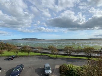 Apartment 6, Mariner's Court, Bayside, Dublin 13 - Image 4