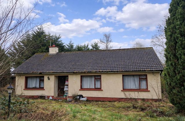 Knappoge, Cloondara, Clondra, Co. Longford - Click to view photos