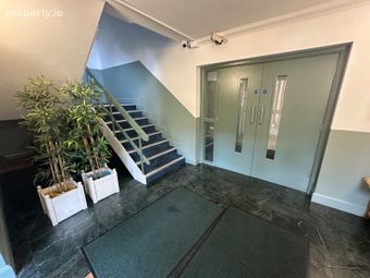 8 Merrion Court, Ailesbury Road, Sandymount, Dublin 4 - Image 3