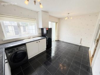 12 Tuscany Park, Baldoyle, Dublin 13 - Image 5