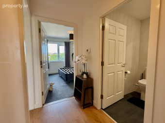Apartment 17, The Belfry, Belarmine Copse, Stepaside, Dublin 18 - Image 3
