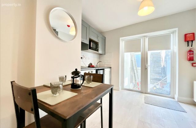 Grove Park, Rathmines, Dublin 6 - Click to view photos