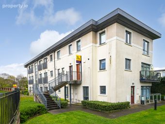 32 Phibblestown House, Block B, Clonee, Dublin 15, Clonee, Dublin 15
