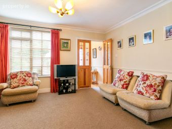 23a Fairbrook Lawn, Rathfarnham, Dublin 14 - Image 4