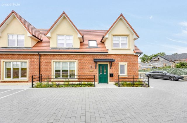 Streamstown Lodge, Streamstown Lane, Streamstown, Malahide, Co. Dublin - Click to view photos
