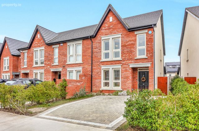 45 Brookfield, Back Road, Malahide, Co. Dublin - Click to view photos