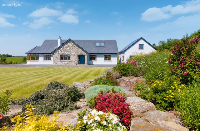 Terranova, Tawnawoggaun, Newport, Newport, Co. Mayo - Click to view photos