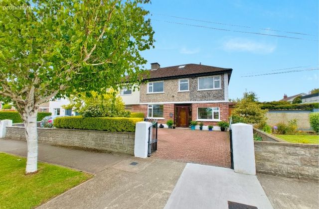 85 Meadow Grove, Dundrum, Dublin 16 - Click to view photos