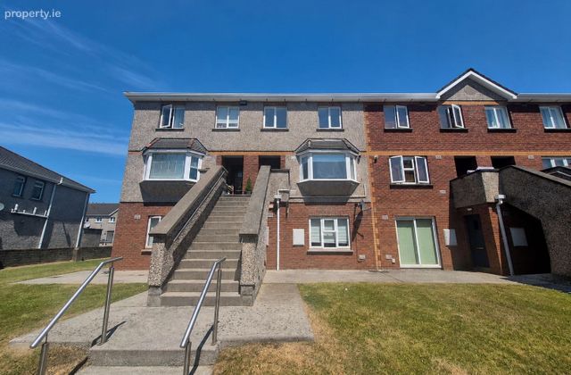 14a Pembroke Avenue, Pembroke Wood, Passage West, Co. Cork - Click to view photos