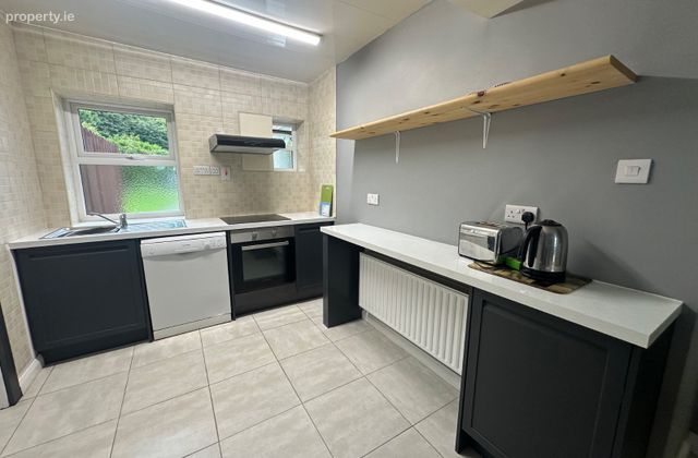 House 1, Spiddal West, Spiddal, Co. Galway - Click to view photos