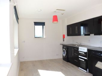 12a Riverfront, Howleys Quay, Limerick City Centre, Co. Limerick - Image 4