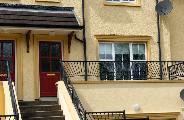 45 Br&uacute; Na Mara, Donegal, Donegal Town, Co. Donegal - Click to view photos