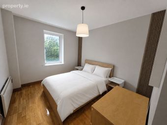Newmarket Square, Wards Hill, Dublin 8, Dublin 8 - Image 4