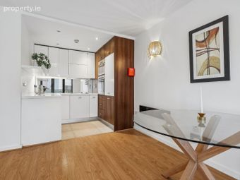 Apartment 8, Beacon, Royal Canal Park, Ashtown, Dublin 15 - Image 5
