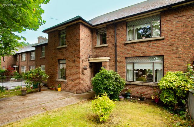 28 Iveagh Gardens, Dublin 12, Crumlin, Dublin 12 - Click to view photos