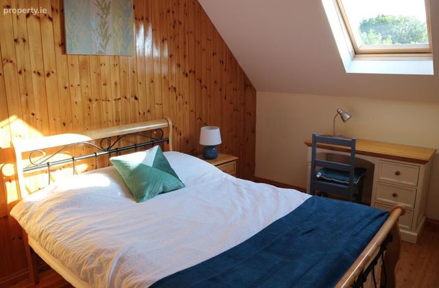 Midleton Street, Cobh, Co. Cork - Click to view photos
