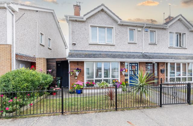 60 Castleland Park View, Balbriggan, Co. Dublin, Balbriggan, Co. Dublin - Click to view photos