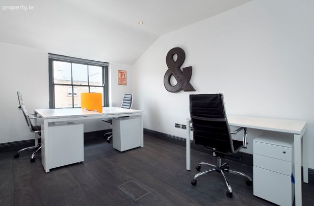 Upper Pembroke Street, Dublin 2 - Click to view photos