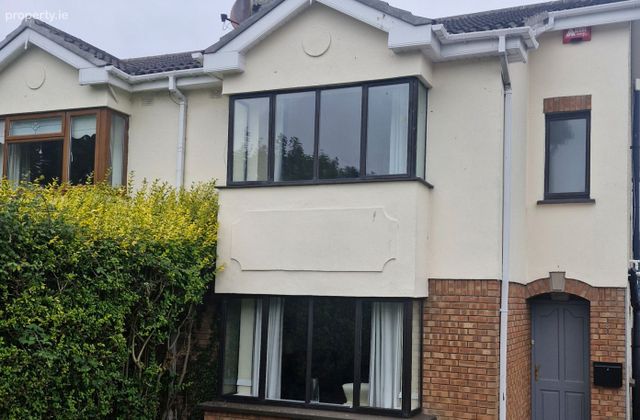 8 Colthurst Close, Lucan, Lucan, Co. Dublin - Click to view photos