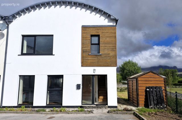 3 Atlantic Gateway, West End, Sneem, Tahilla, Co. Kerry - Click to view photos