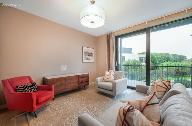 2 Bedroom Apartment, Parnell Avenue, Harold's Cross, Dublin 6 - Click to view photos