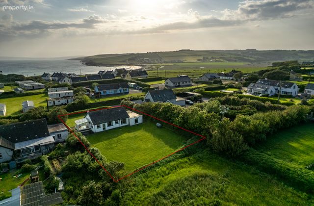 Stonechat Lodge, Garrylucas, Garrettstown, Co. Cork - Click to view photos